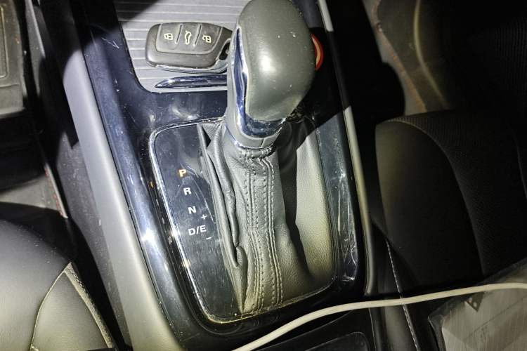 Used Roewe i5 2019 1.5L Automatic 4G Connected Langhao Edition Gear Lever
