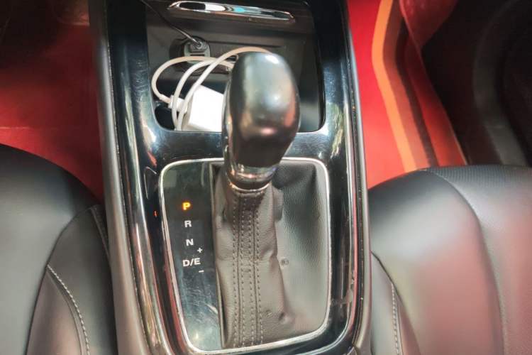 Used Roewe i5 2019 1.5L Automatic 4G Connected Langhao Edition Gear Lever