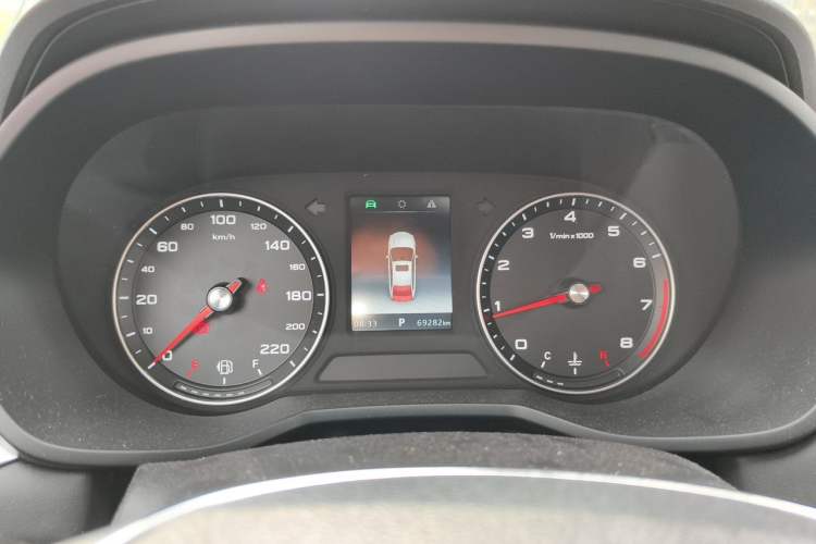 Used Roewe i5 2019 1.5L Automatic 4G Connected Linghao Flagship Edition Instrument Cluster