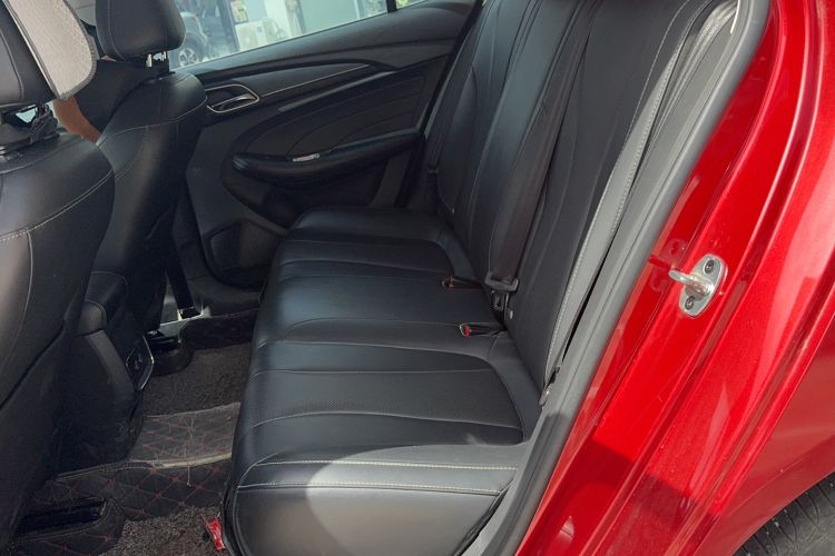 Used Roewe i5 2019 1.5L Manual 4G Connectable Langhao Edition Interior 1