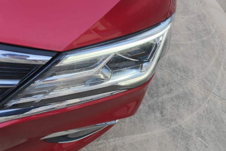 Used Roewe i5 2019 20T Automatic 4G Connected Supercharged Flagship Edition Left Front Headlight