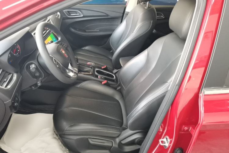 Used Roewe i5 2019 1.5L Automatic 4G Connected Langhao Edition Left Front Seat