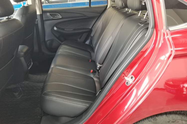 Used Roewe i5 2019 1.5L Automatic 4G Connected Langhao Edition Left Rear Seat