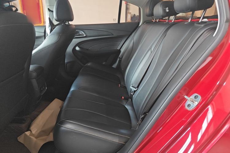 Used Roewe i5 2019 1.5L Manual 4G Connect Leehao Flagship Edition Left Rear Seat
