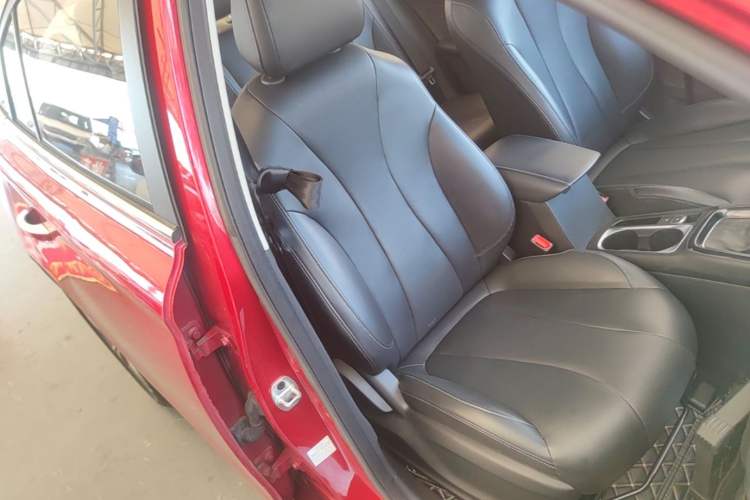 Used Roewe i5 2019 1.5L Automatic 4G Connected Linghao Flagship Edition Right Front Seat