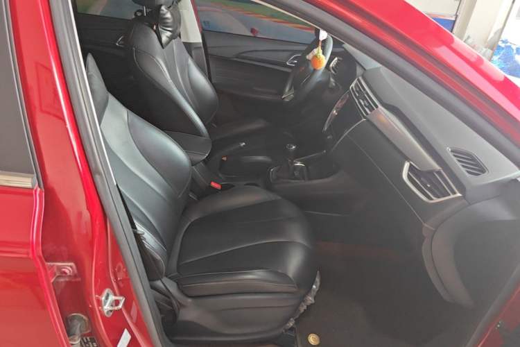 Used Roewe i5 2019 1.5L Manual 4G Connect Leehao Flagship Edition Right Front Seat