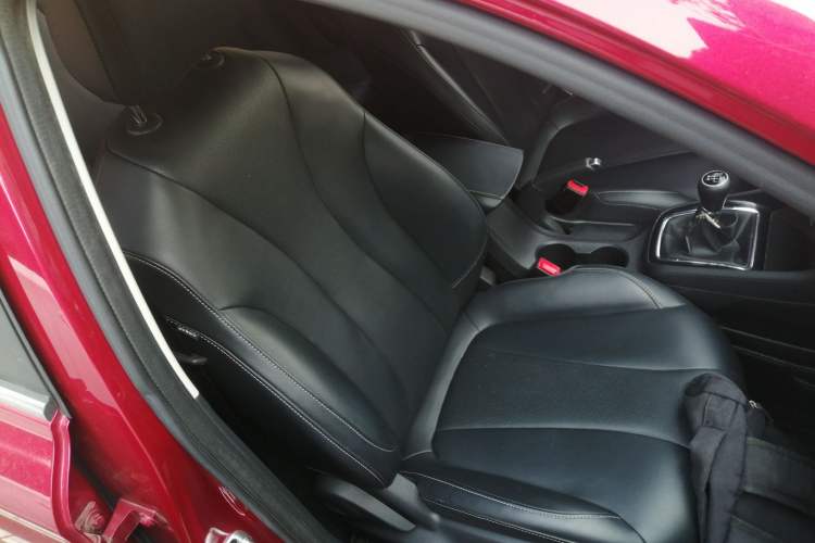 Used Roewe i5 2019 1.5L Manual 4G Connectable Langhao Edition Right Front Seat