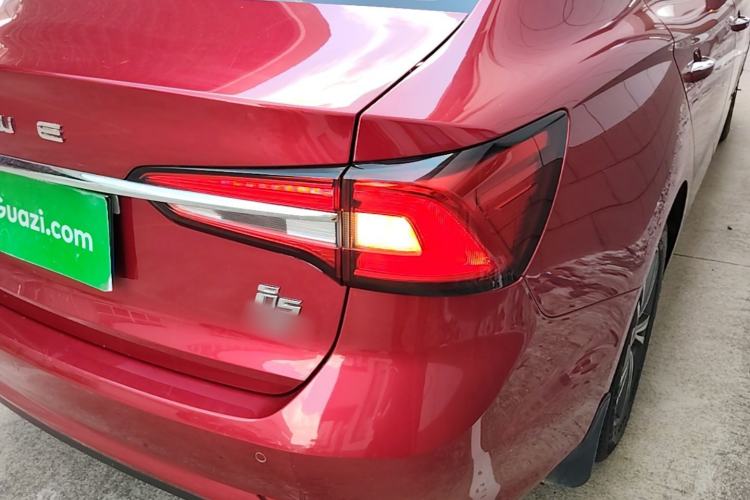Used Roewe i5 2019 1.5L Manual 4G Connectable Langhao Edition Right Rear Taillight