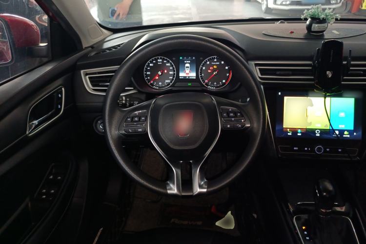 Used Roewe i5 2019 1.5L Automatic 4G Connected Langzhen Edition Steering Wheel