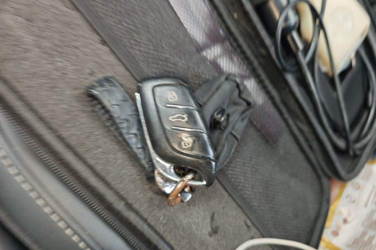 Used Roewe i5 2019 1.5L Automatic 4G Connected Langhao Edition Vehicle Key
