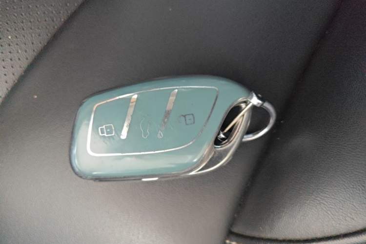 Used Roewe i5 2019 1.5L Manual 4G Connect Leehao Flagship Edition Vehicle Key
