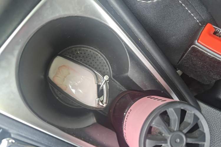 Used Roewe i5 2019 1.5L Automatic 4G Connected Langyue Edition Vehicle Key