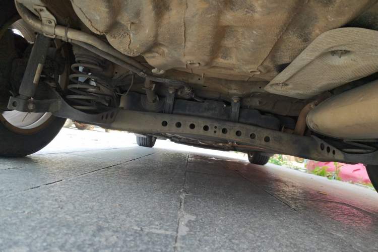 Used Roewe i5 2019 1.5L Automatic 4G Connected Linghao Edition Chassis Rear