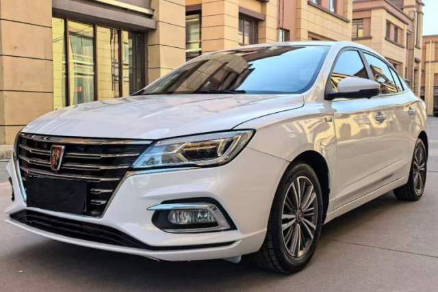 Ojetý Roewe i5 2019 1.5L Automatic 4G Connected Langhao Edition