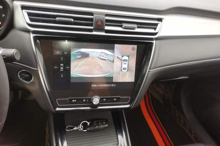 Used Roewe i5 2019 1.5L Automatic 4G Connected Langhao Edition Audio And AC Panel