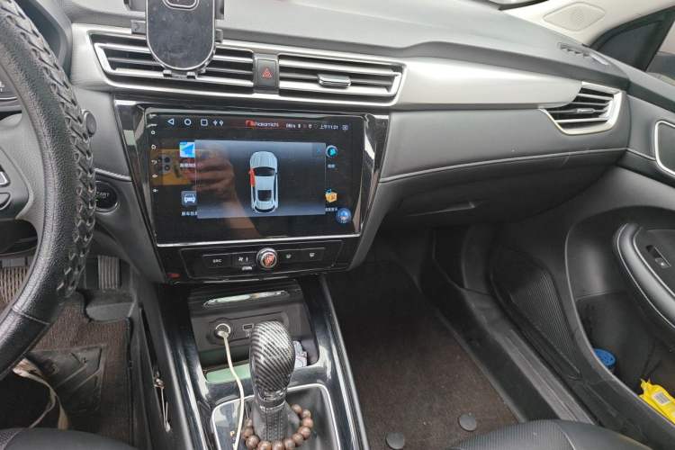 Used Roewe i5 2019 1.5L Automatic 4G Connected Langhao Edition Audio And AC Panel