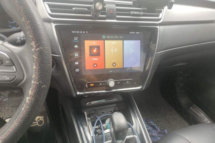 Used Roewe i5 2019 20T Automatic Intelligent Connectivity Super-Power Supreme Edition Audio And AC Panel