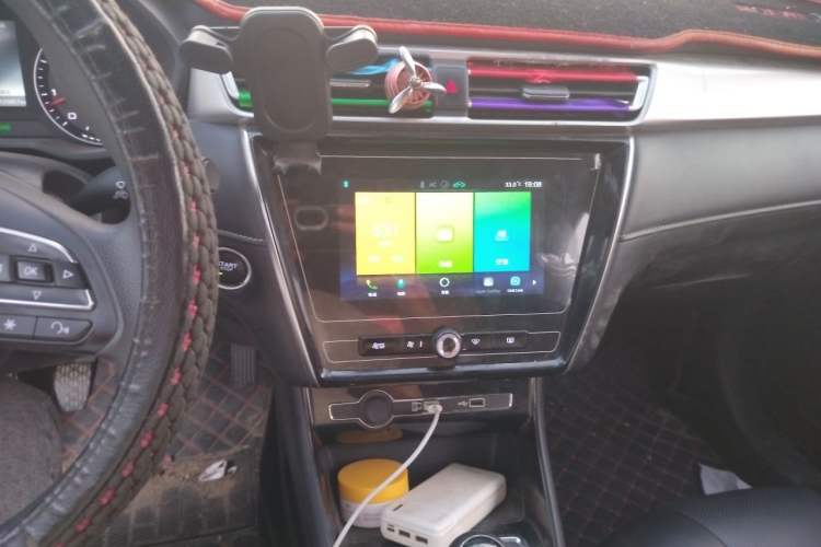 Used Roewe i5 2019 1.5L Manual 4G Connectable Langhao Edition Audio And AC Panel