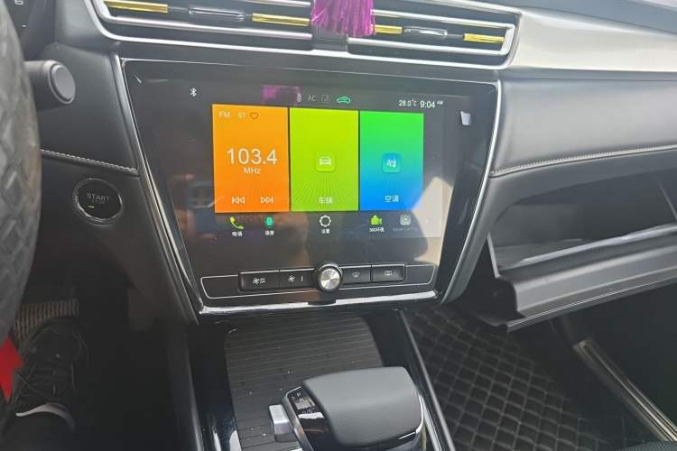 Used Roewe i5 2019 1.5L Automatic 4G Connected Langhao Edition Audio And AC Panel