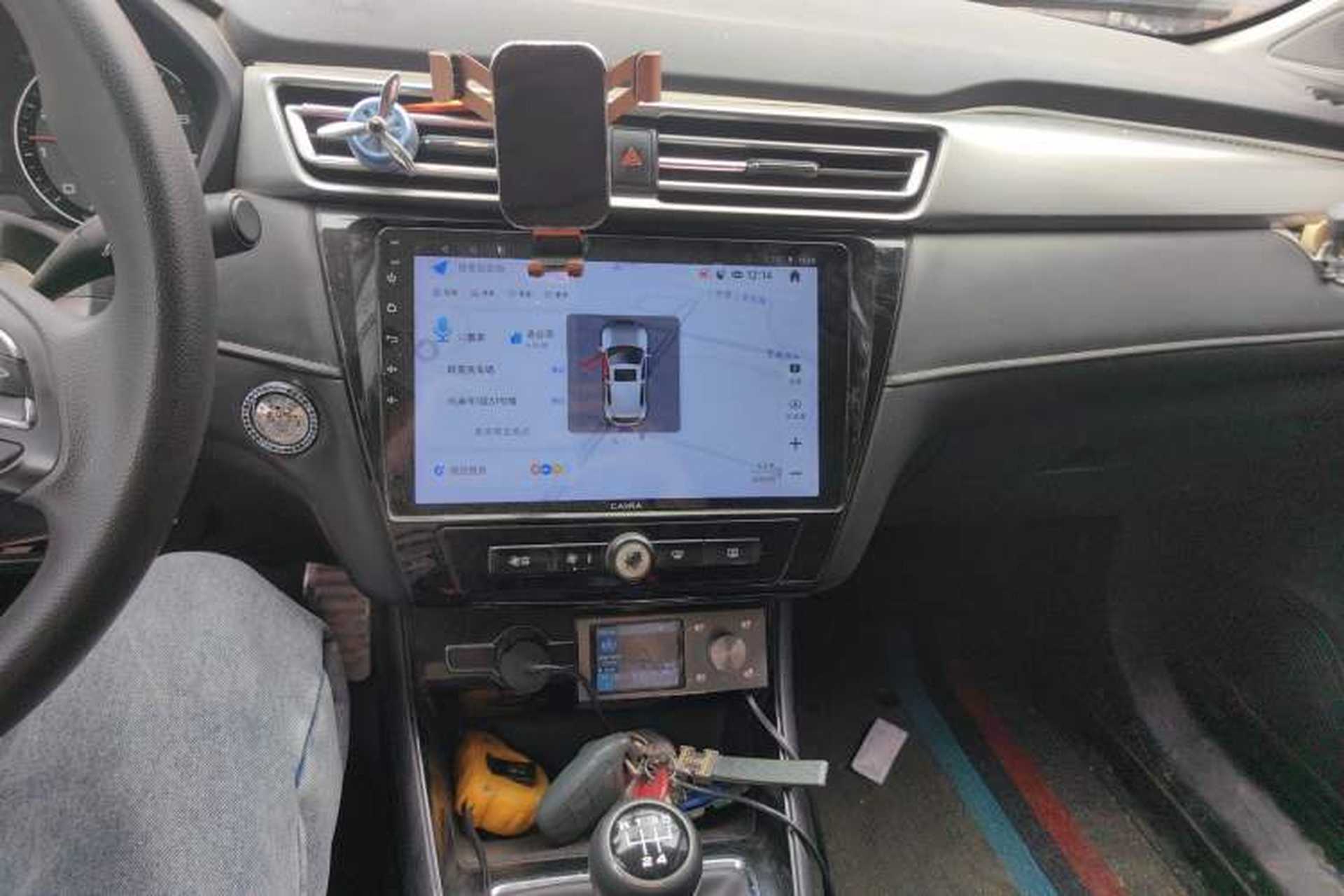 Used Roewe i5 2019 1.5L Manual 4G Connected Langyue Edition Audio And AC Panel