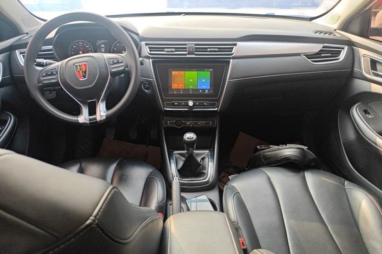 Used Roewe i5 2019 1.5L Manual 4G Connectable Langhao Edition Center Console