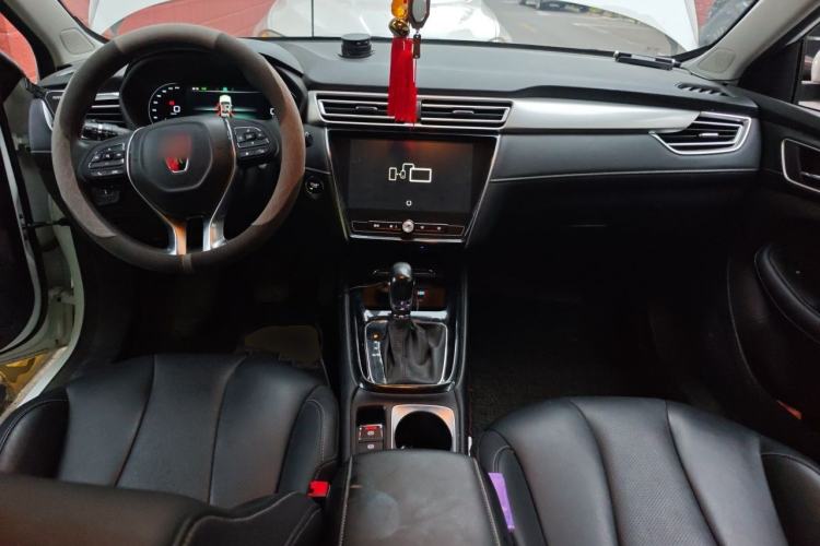 Used Roewe i5 2019 20T Automatic 4G Connected Supercharged Flagship Edition Center Console