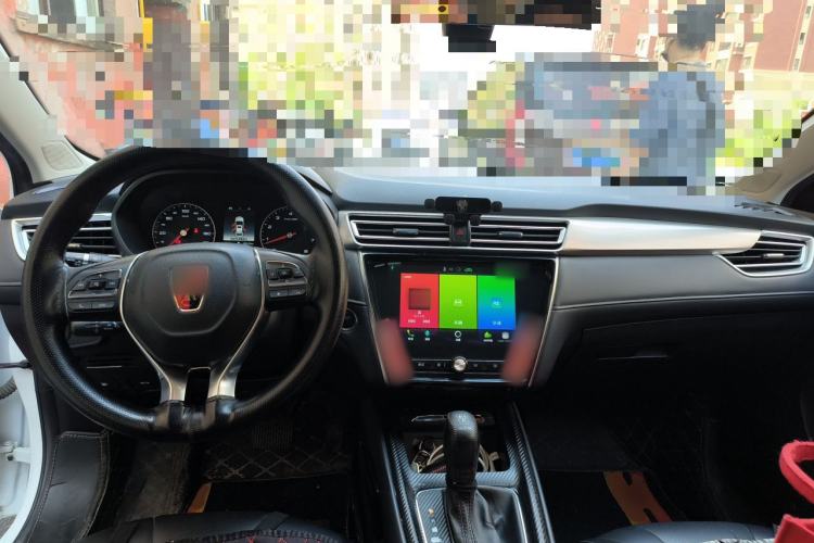 Used Roewe i5 2019 1.5L Automatic 4G Connected Langhao Edition Center Console