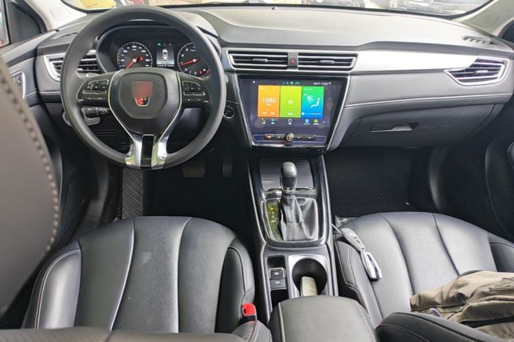 Used Roewe i5 2019 1.5L Automatic 4G Connected Langhao Edition Center Console