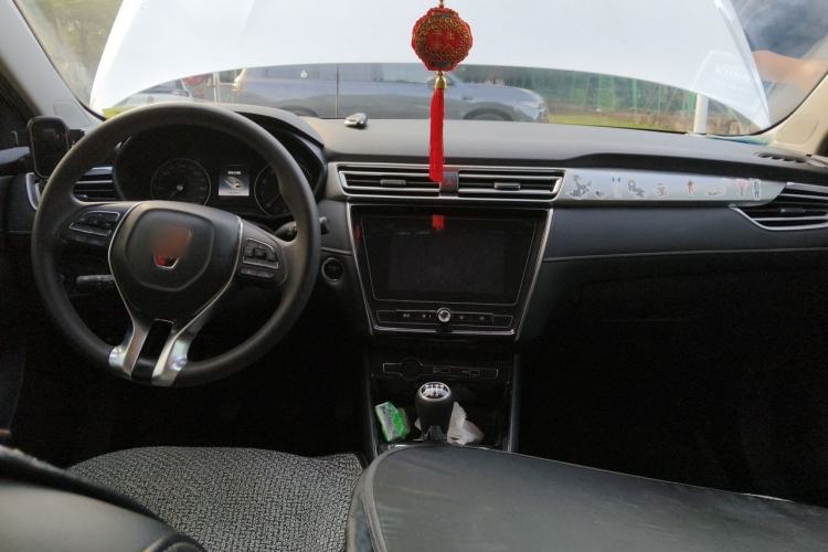 Used Roewe i5 2019 1.5L Manual 4G Connect Leehao Flagship Edition Center Console