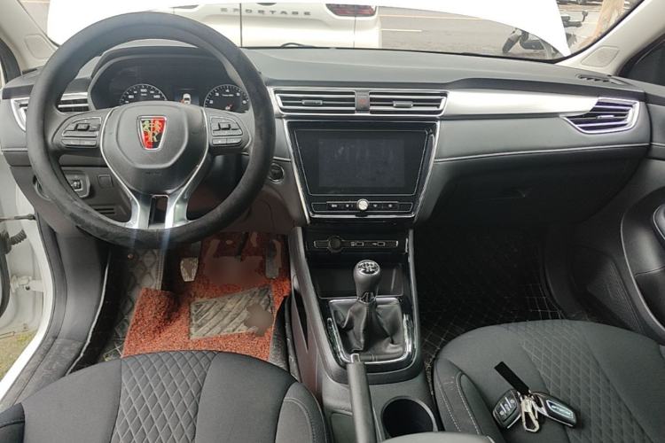 Used Roewe i5 2019 1.5L Manual 4G Connected Langyue Edition Center Console