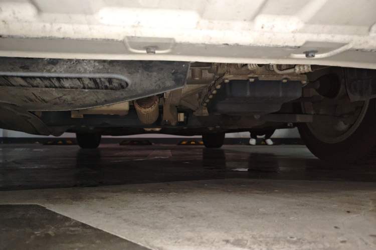 Used Roewe i5 2019 1.5L Automatic 4G Connected Langyue Edition Chassis Front