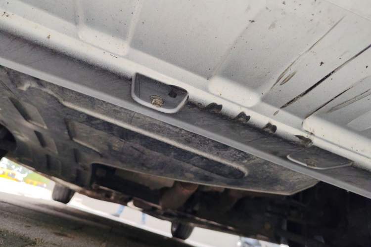 Used Roewe i5 2019 1.5L Manual 4G Connect Leehao Flagship Edition Chassis Front