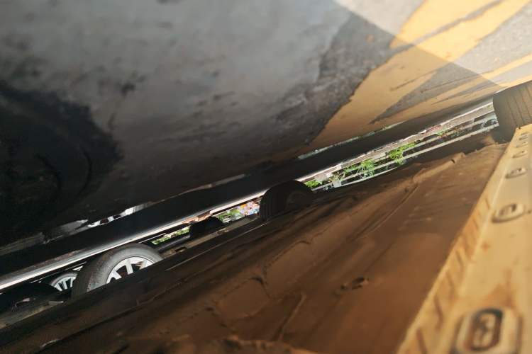 Used Roewe i5 2019 1.5L Automatic 4G Connected Langyue Edition Chassis Front Right