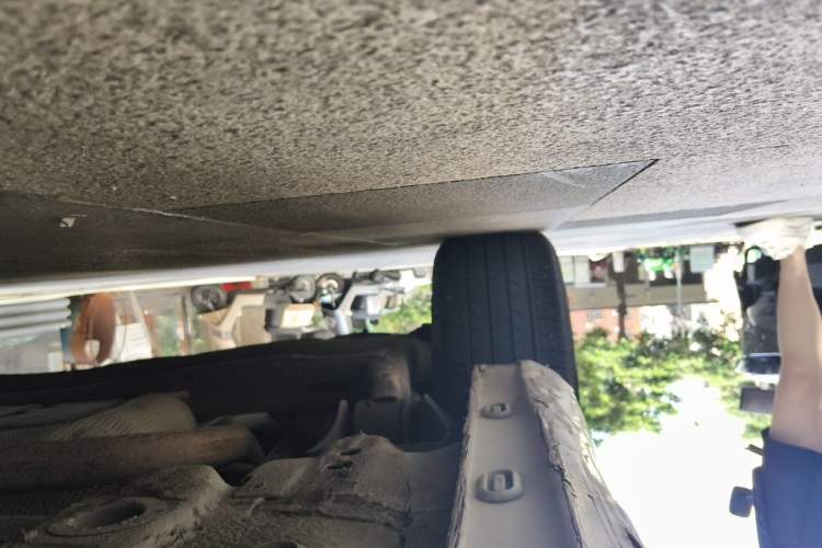 Used Roewe i5 2019 1.5L Automatic 4G Connected Langyue Edition Chassis Front Right