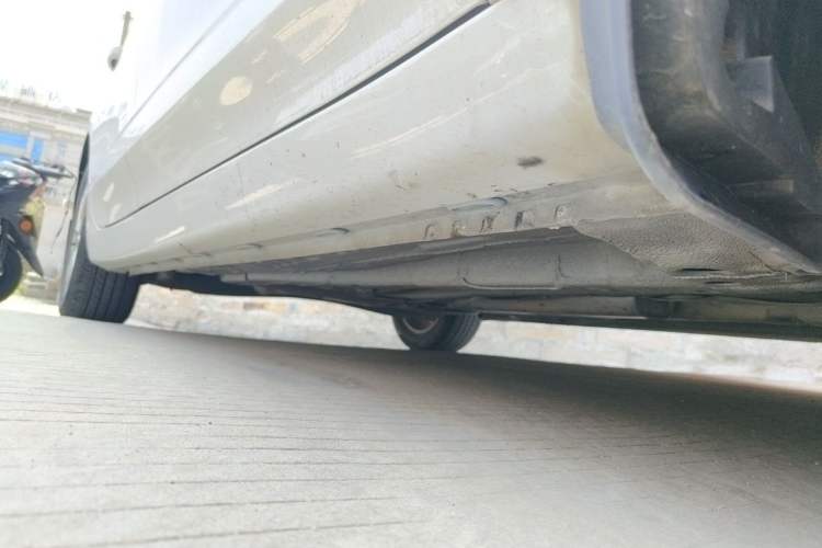 Used Roewe i5 2019 1.5L Automatic 4G Connected Langyue Edition Chassis Front Right