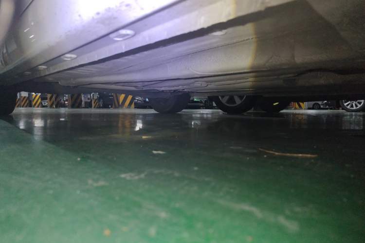 Used Roewe i5 2019 1.5L Automatic 4G Connected Langhao Edition Chassis Front Right