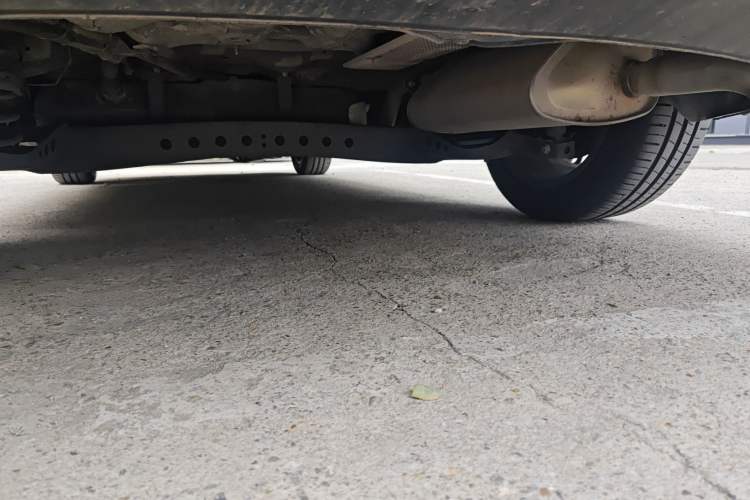 Used Roewe i5 2019 1.5L Automatic 4G Connected Langhao Edition Chassis Rear