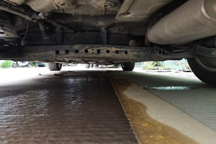 Used Roewe i5 2019 1.5L Automatic 4G Connected Langyue Edition Chassis Rear