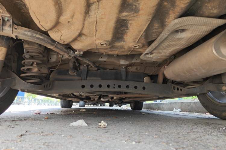 Used Roewe i5 2019 1.5L Automatic 4G Connected Linghao Edition Chassis Rear