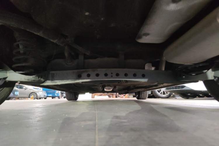 Used Roewe i5 2019 1.5L Automatic 4G Connected Langhao Edition Chassis Rear