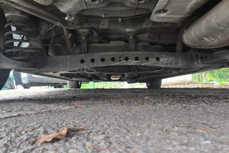 Used Roewe i5 2019 1.5L Automatic 4G Connected Linghao Edition Chassis Rear