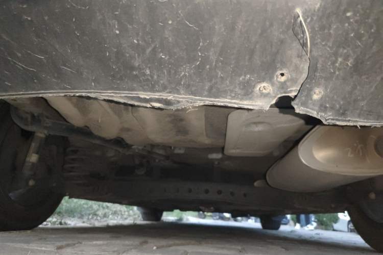 Used Roewe i5 2019 1.5L Automatic 4G Connected Langhao Edition Chassis Rear