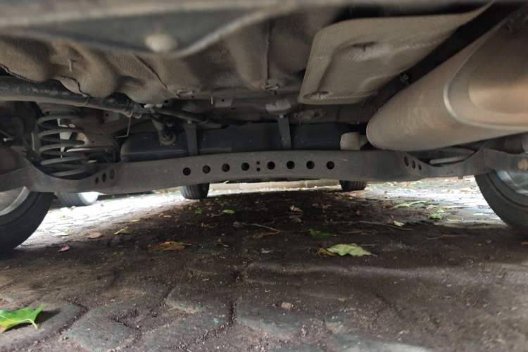 Used Roewe i5 2019 1.5L Automatic 4G Connected Langzhen Edition Chassis Rear