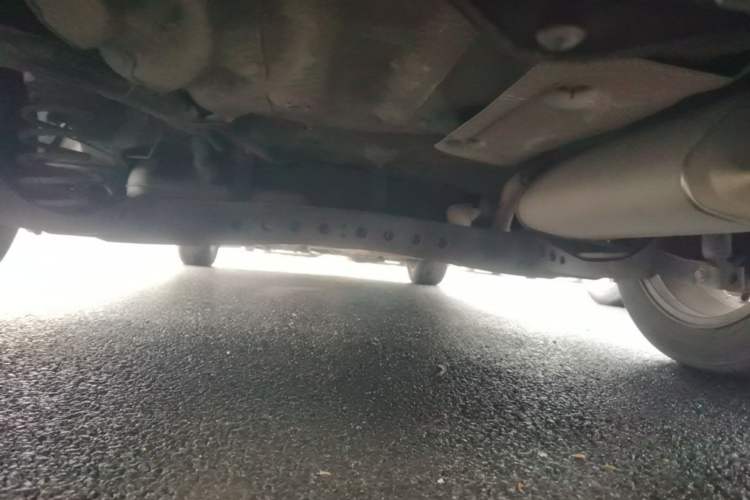 Used Roewe i5 2019 1.5L Automatic 4G Connected Langhao Edition Chassis Rear