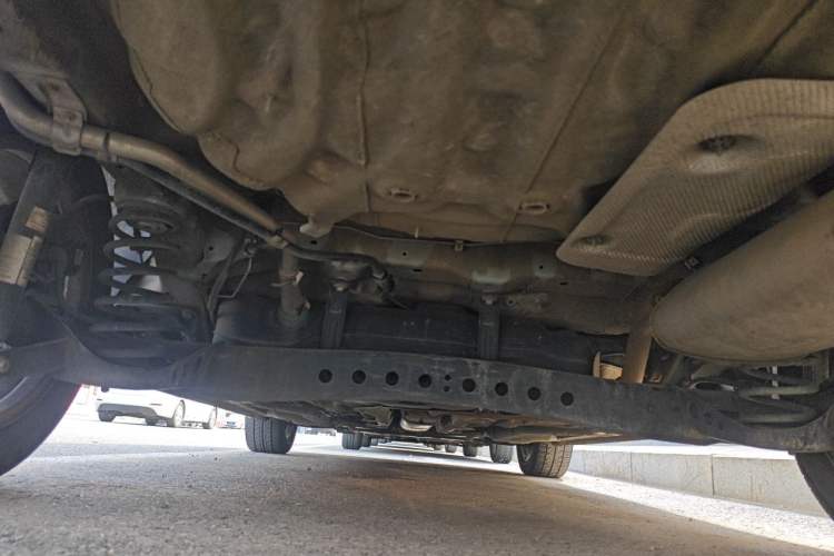 Used Roewe i5 2019 1.5L Automatic 4G Connected Linghao Edition Chassis Rear