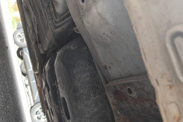 Used Roewe i5 2019 1.5L Automatic 4G Connected Linghao Flagship Edition Chassis Rear Left