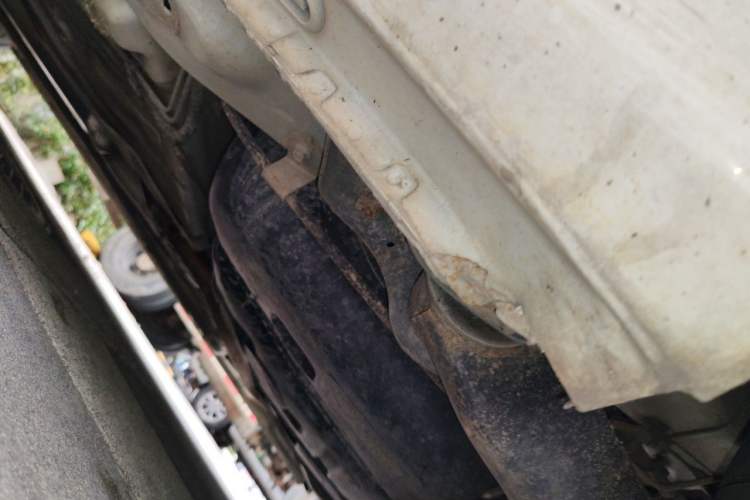 Used Roewe i5 2019 1.5L Manual 4G Connect Leehao Flagship Edition Chassis Rear Left