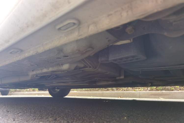 Used Roewe i5 2019 1.5L Automatic 4G Connected Langyue Edition Chassis Rear Left