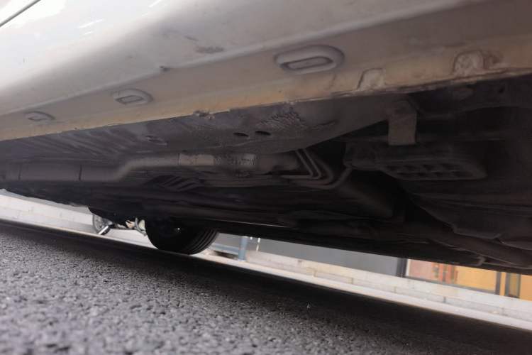 Used Roewe i5 2019 1.5L Manual 4G Connectable Langhao Edition Chassis Rear Left