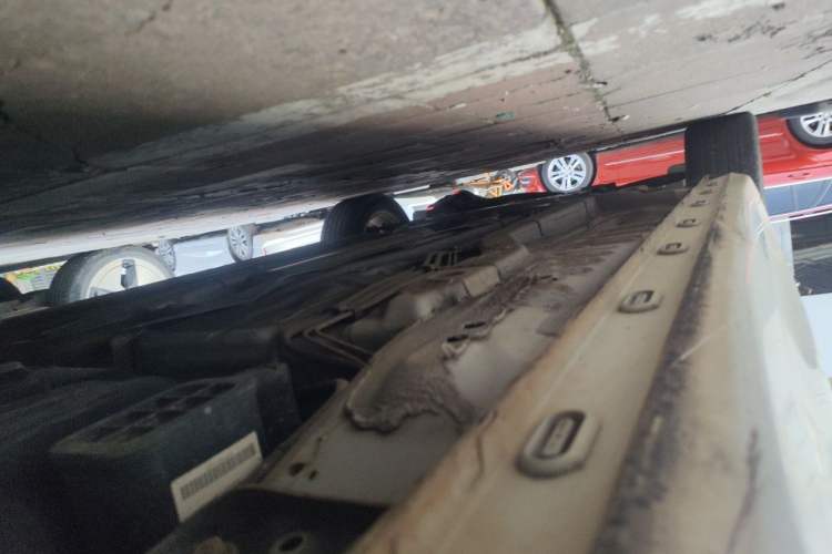 Used Roewe i5 2019 1.5L Automatic 4G Connected Langyue Edition Chassis Rear Left